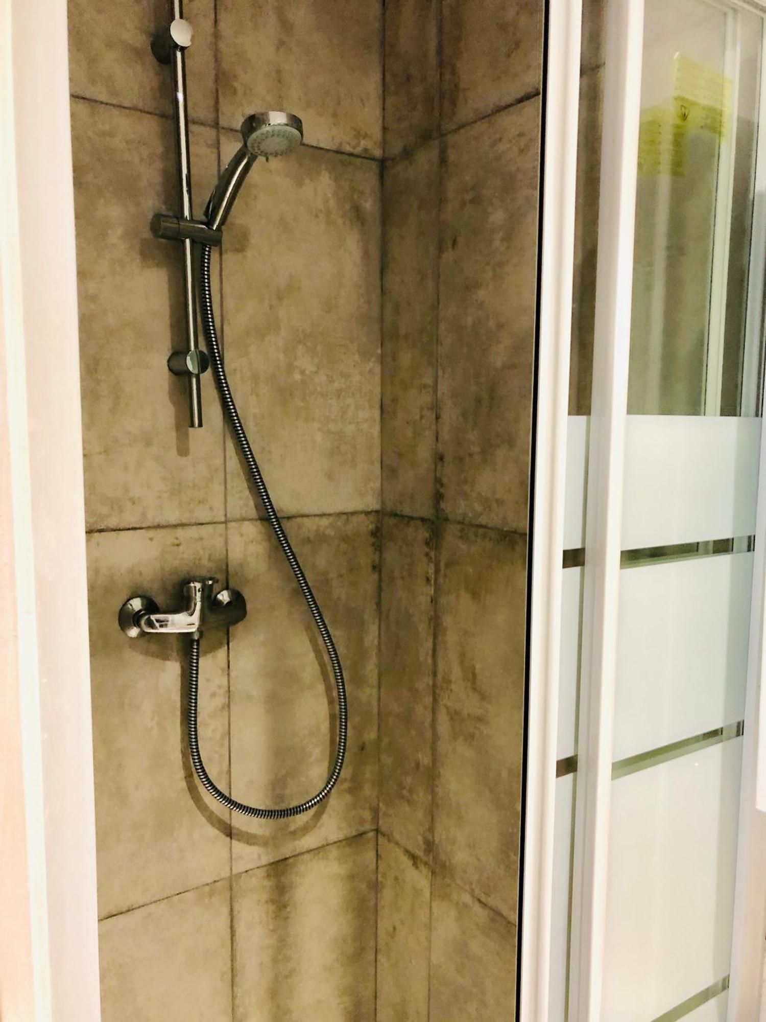 Metro Gambetta Apartment Париж Екстериор снимка