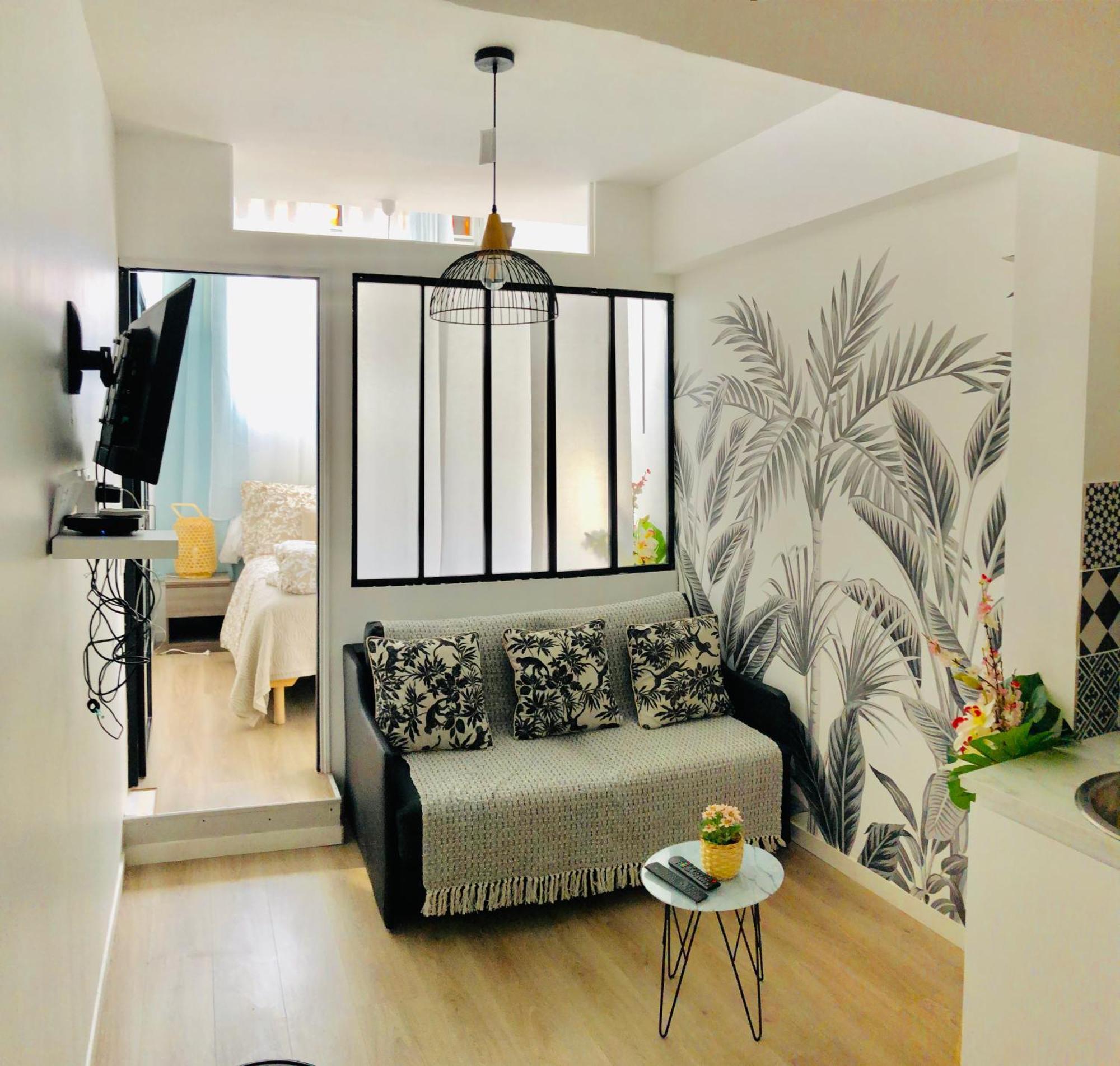 Metro Gambetta Apartment Париж Екстериор снимка