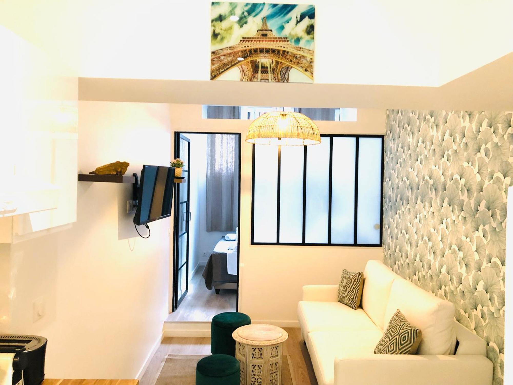 Metro Gambetta Apartment Париж Екстериор снимка