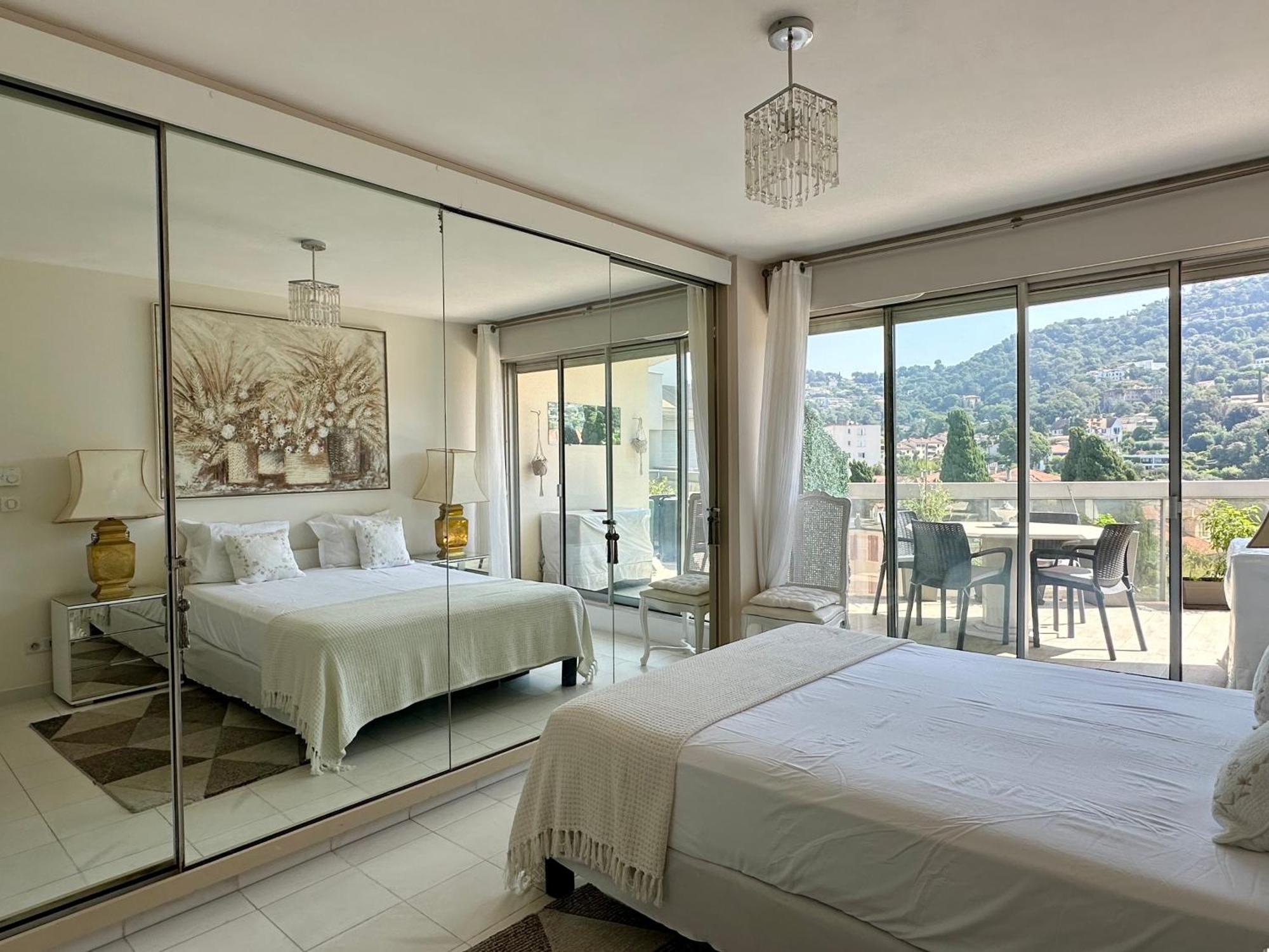 Metro Gambetta Apartment Париж Екстериор снимка
