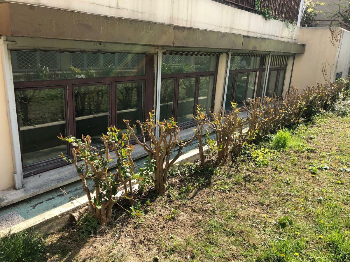Metro Gambetta Apartment Париж Екстериор снимка